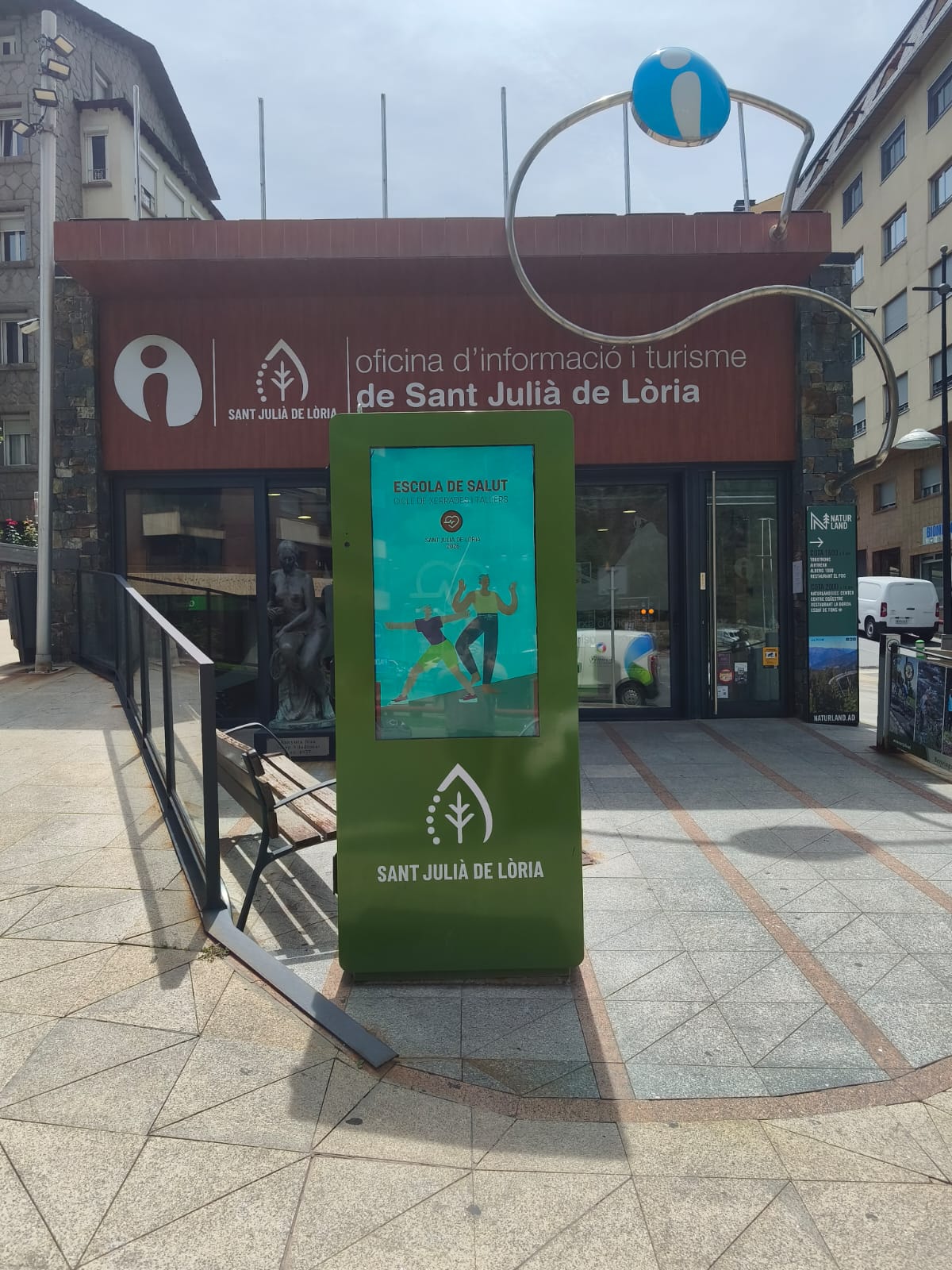 Comú de Sant Julià 11